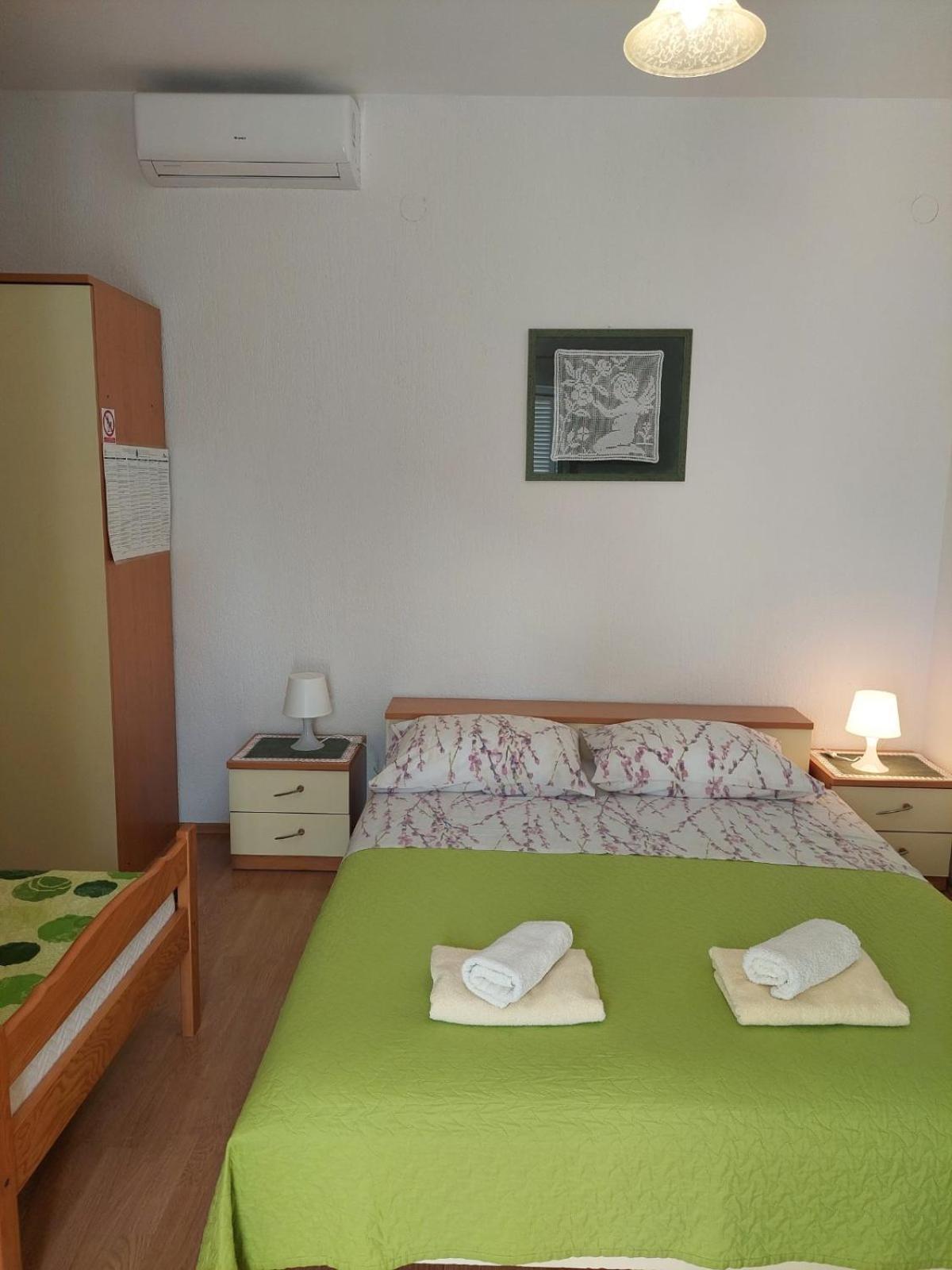 Rooms Hodanic Krk Town Ruang foto